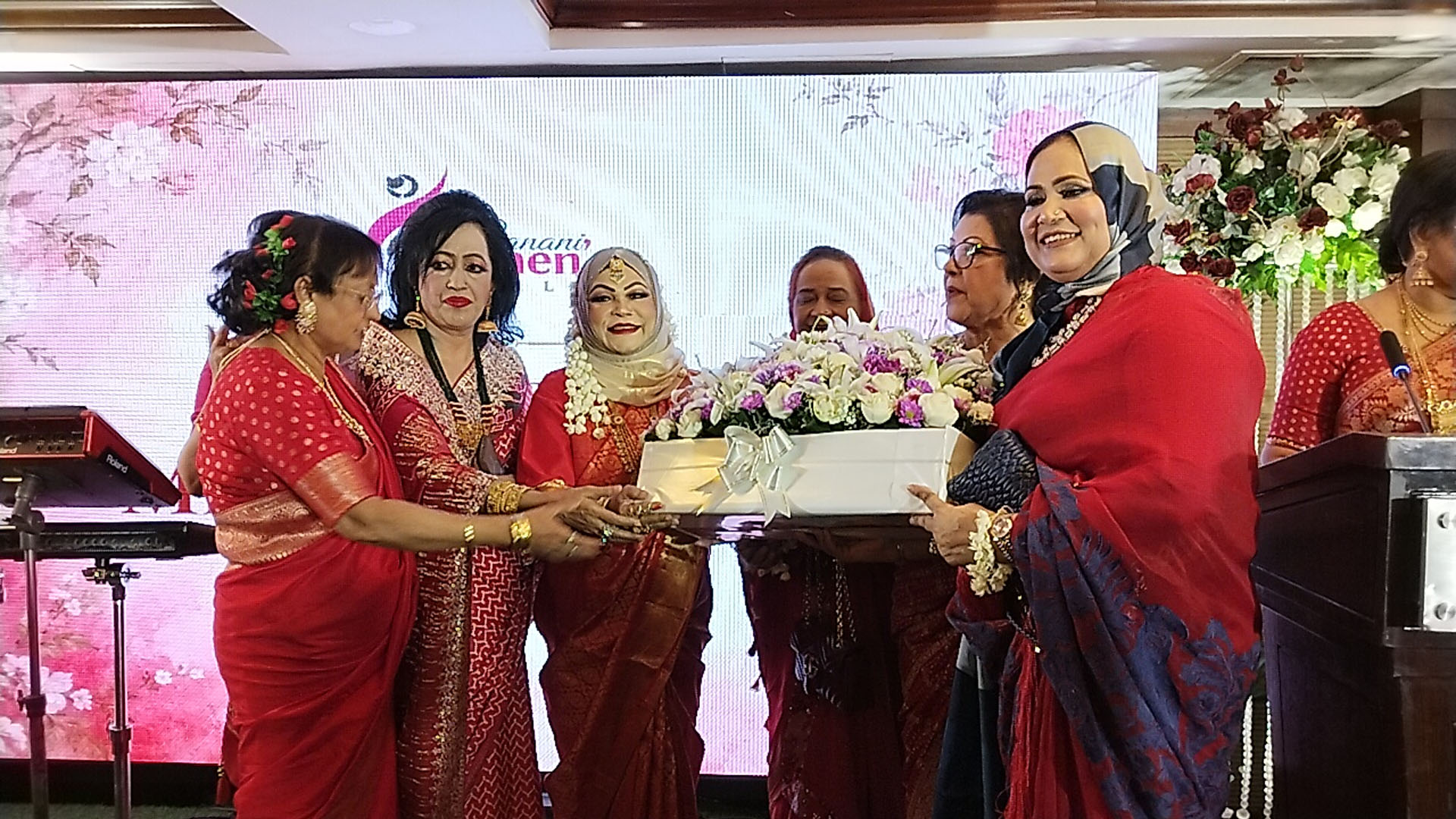 বানানী উইমেন্স ক্লাবের মধ্যাহ্নভোজ ও পরিচিতি অনুষ্ঠান